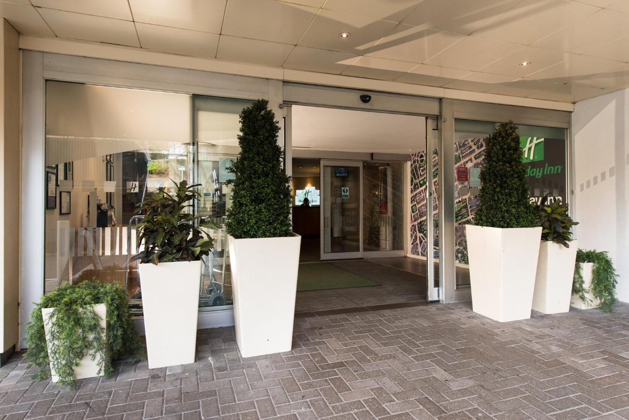 Holiday Inn Edinburgh Zoo By Ihg — Photos 2
